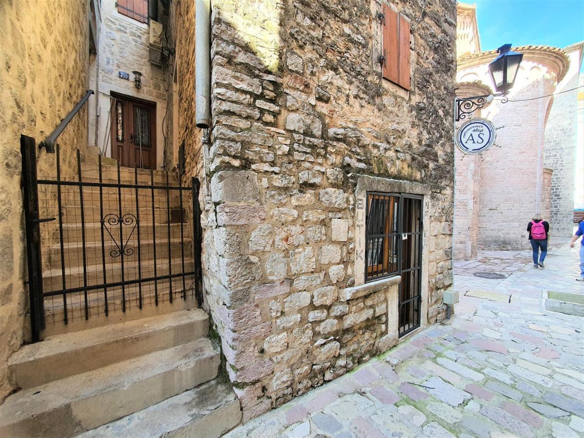 St.Tripun Apartment Kotor Exterior foto